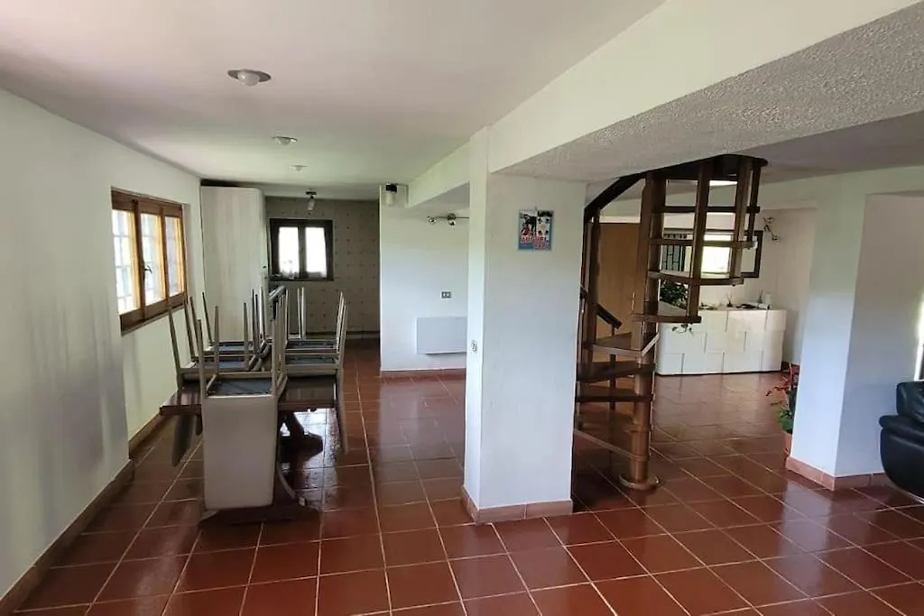 別荘 バルベリーノ・ディ・ムジェッロ Casa Mangona Mugello - Relax E Naturaヴィラ イタリア