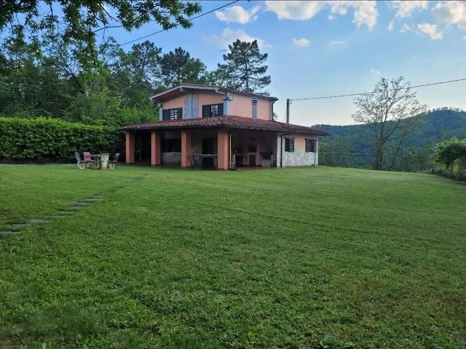 別荘 バルベリーノ・ディ・ムジェッロ Casa Mangona Mugello - Relax E Naturaヴィラ